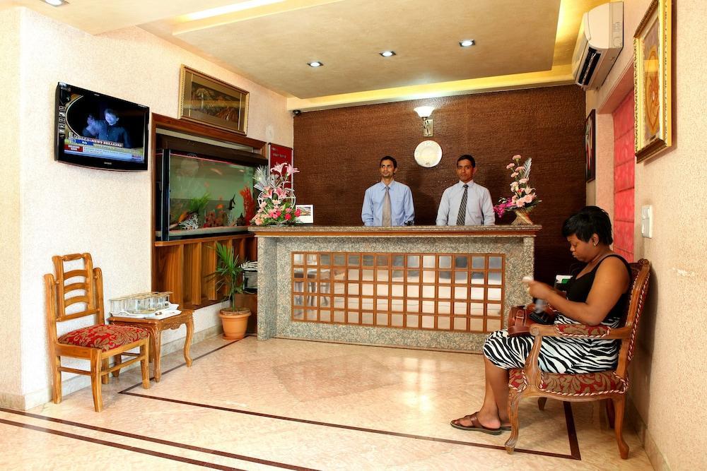 Indira International Inn Neu-Delhi Exterior foto