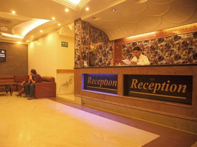 Indira International Inn Neu-Delhi Exterior foto